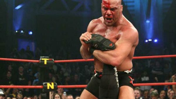 Kurt Angle en su debut en TNA. 