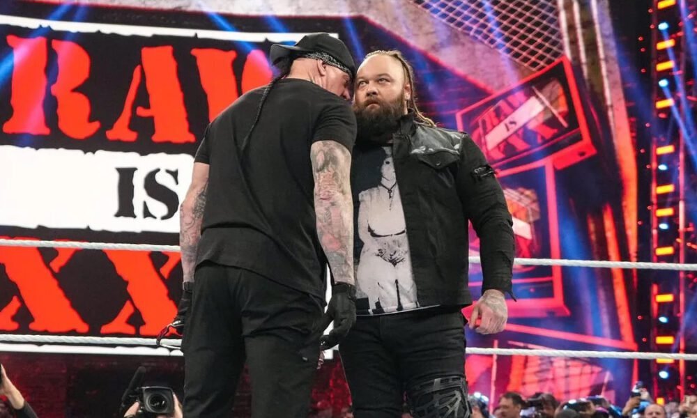 Undertaker y Bray Wyatt RAW XXX