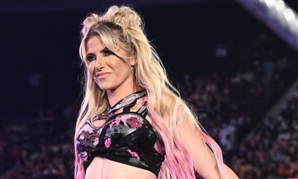 Alexa Bliss vuelve a entrenar y dan detalles para una posible fecha de regreso a WWE