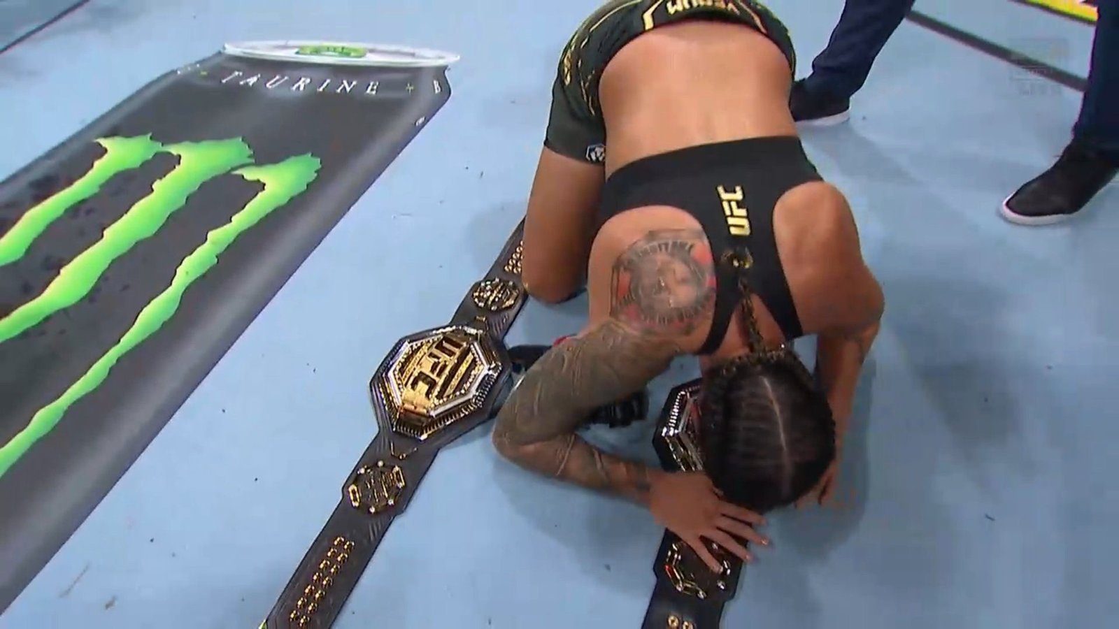 AMANDA NUNES UFC 289