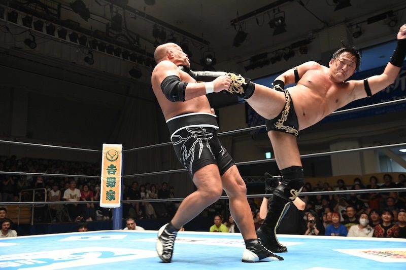 NJPW
